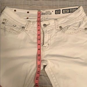 Miss Me white jeans